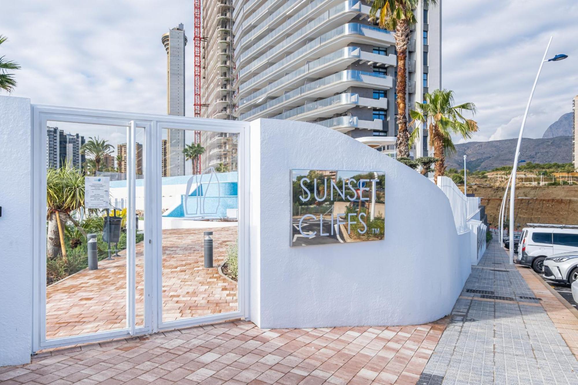 Sunset Cliffs Deluxe Apartment 6133 Poniente Beach Benidorm Esterno foto